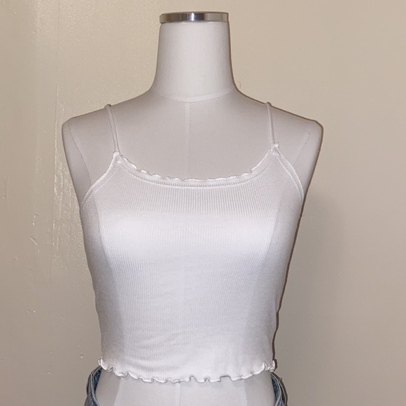 White Ribbed Crop Tank Top Ruffled Edges - Picture 3 of 5